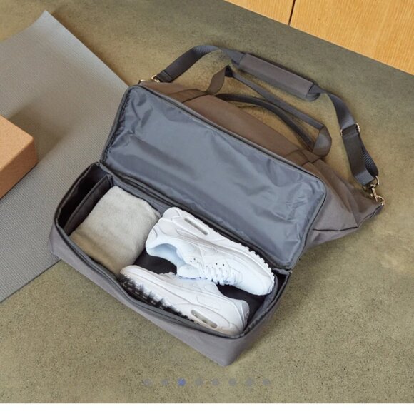 Lo & Sons Catalina Deluxe Large gray bag - Picture 3 of 13